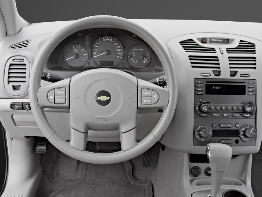  Chevrolet Malibu Maxx 2004 года  (фото 6 из 50)